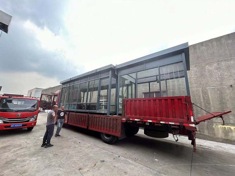 4臺(tái)吸煙亭發(fā)貨浙江